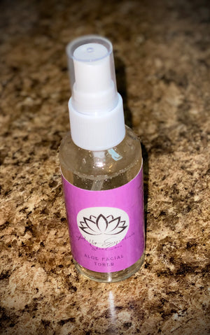 Open image in slideshow, Aloe Facial Toner
